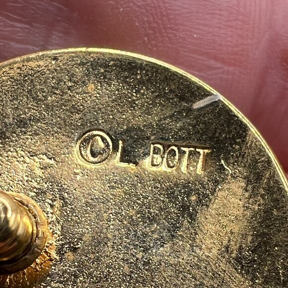 Vintage Lot of 2 Pair Signed L. BOTT Earrings Enamel Jewelry - Picture 4 of 7